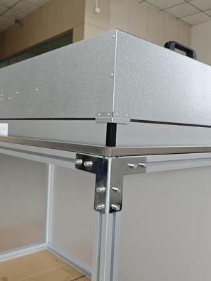 Flusso d'aria laminare uniforme ed efficienza di filtraggio del 99,99% nel cappuccio di flusso laminare HEPA per spazi di lavoro puliti
