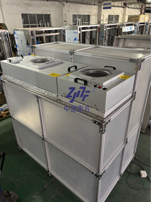 Cabina per camera bianca con modularità flessibile e involucro trasparente per spazio personalizzabile